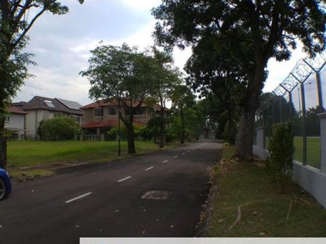 Pinggiran Golf