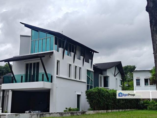 Pinggiran Golf