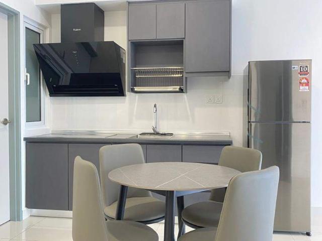 Pinnacle Sri Petaling 2R2B For Rent