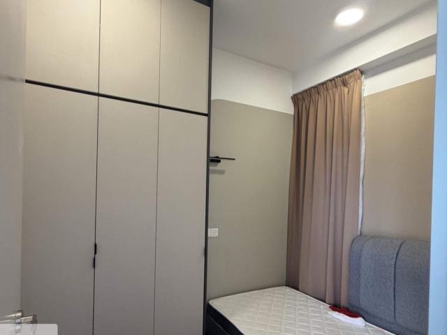 Pinnacle Sri Petaling Single Room