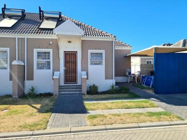 pinotage villas 3 bed, 1 bath, 1 c.
