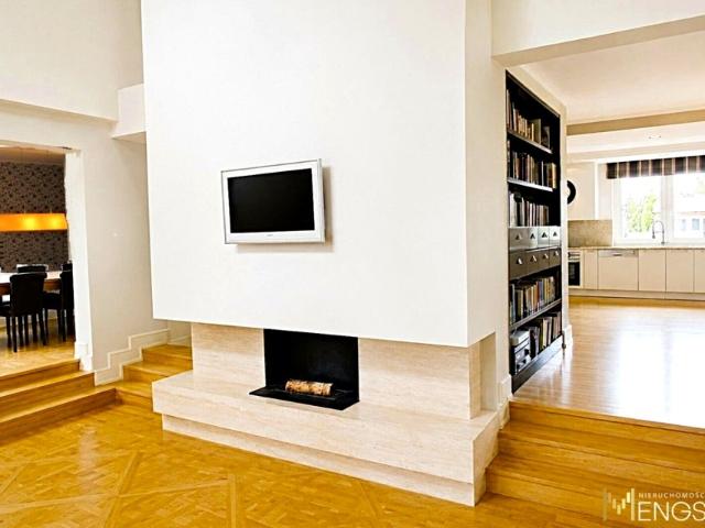 Piotrusia Pana 315 m², Warszawa