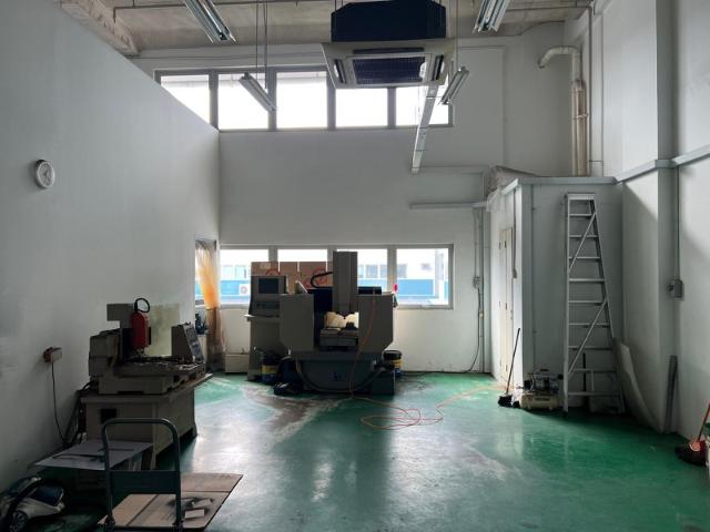Pioneer Point Factory / Workshop B2 For Sale, $350,000969 sqft $361.00 psf