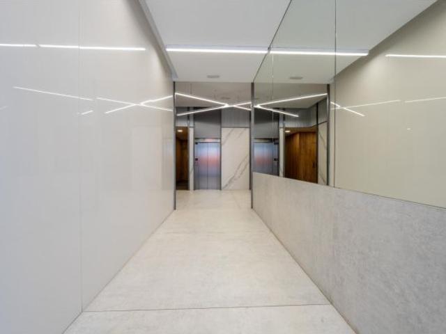 PIOS DE 2 DORMITORIOS Y 2 BAÑOS CON PISCINA Y GARAJE
