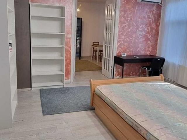 Piata Unirii metrou 3 Camere A40