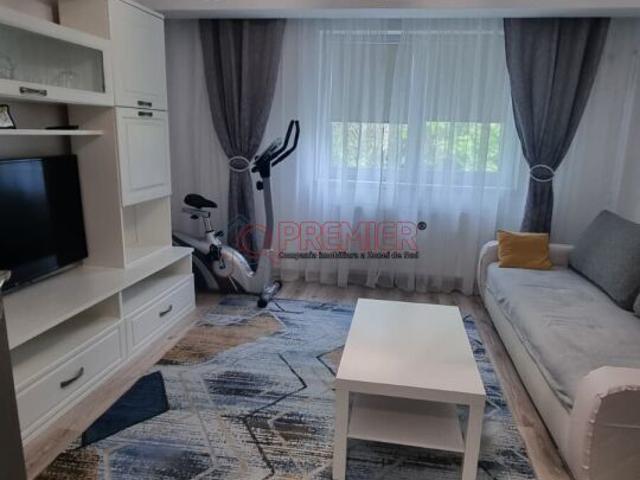 Piata Resita apartament modern 3 camere