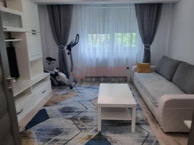 Piata Resita apartament modern 3 camere