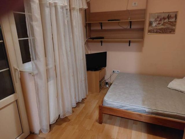 Piata sudului aparatorii patriei bloc gen vila