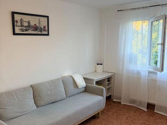 Piata sudului etaj 5 decomandat