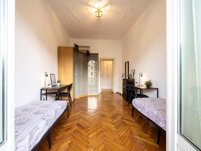 Piazza Argentina 4 Room 2 Double use