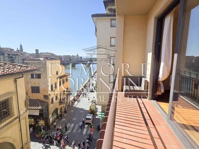 Piazza del Pesce Affitto – Ponte Vecchio