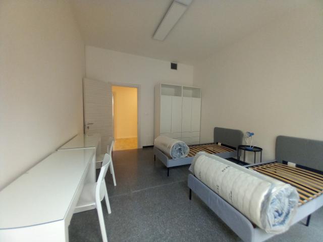 PIAZZA MALPIGHI AD.ZE AFFITTASI POSTO LETTO IN CAMERA DOPPIA 20 MQ