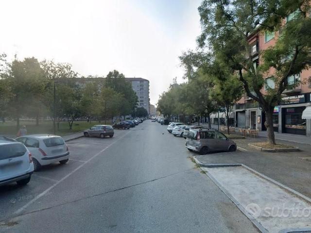 Piazza tancredi galiberti ampio quadrilocale