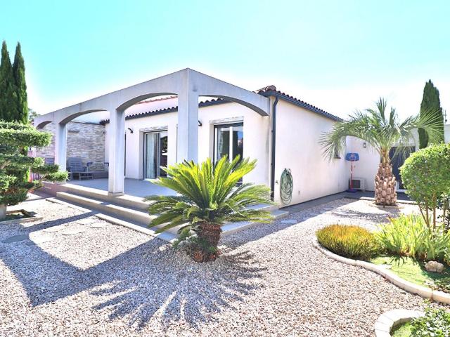 Pia Vente Villa 66