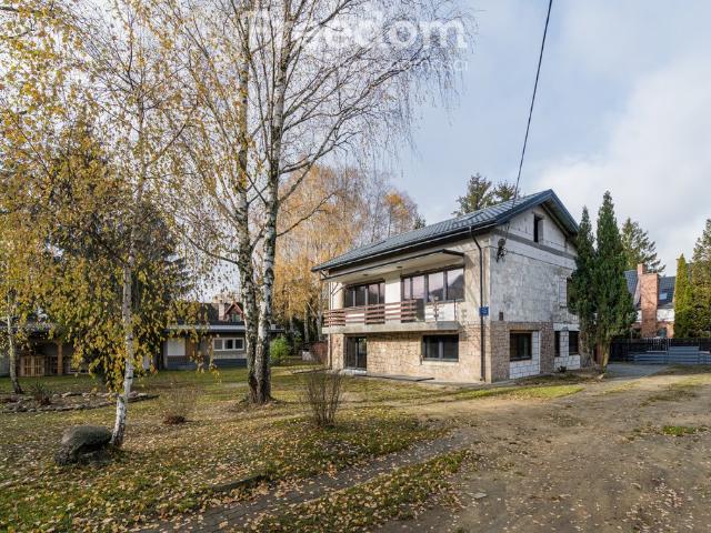 Piaseczno, ks. Marka, 180 m2