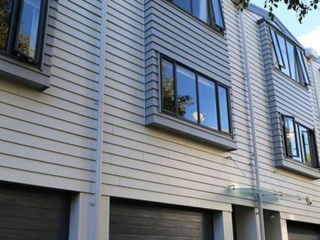 Picture Perfect in Prestige Parnell