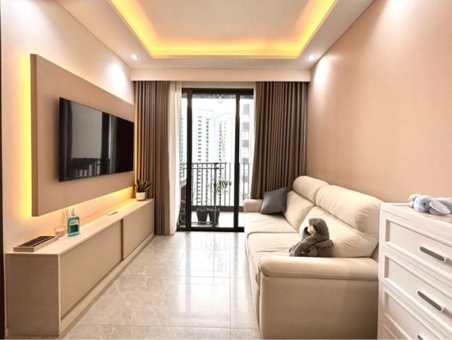 Piccadilly Grand Condominium For Sale, $1,300,000, 1 Bed 1 Bath 484 sqft $2,686.00 psf