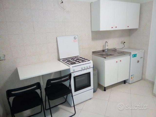 Piccolo Monolocale, zona Afragola centro