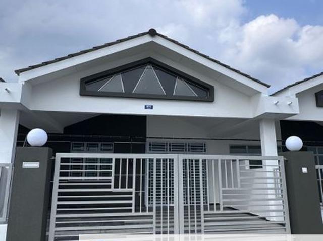 Piccolo, Bandar Putra Kulai