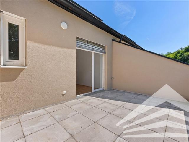 Pichling/Ebelsberg Unterkellertes Reihenhaus mit Dachterrasse zum Erstbezug!