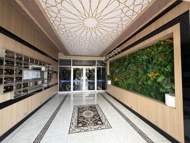 Pidolife Sitesi'nde Manzaralı Önü Açık Yapılı Satılık 4+1