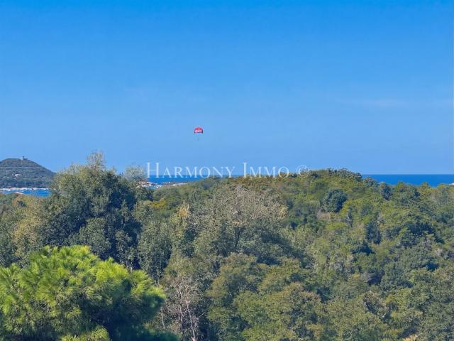 Pietrosella. Villa sur le toit. à 5 min de la plage d'Agost. 113m² Pietrosella