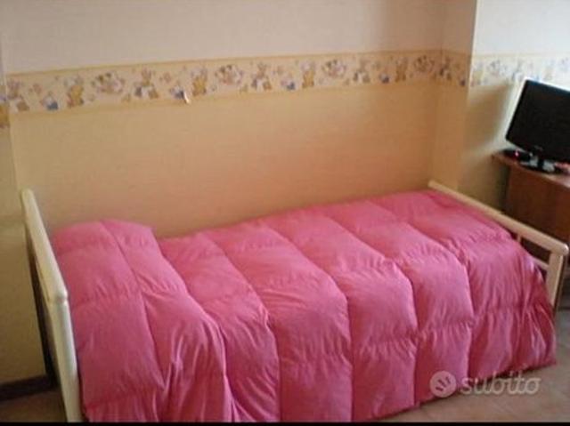 Pietralata stanza singola condominio incluso