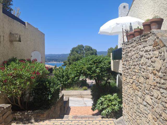 Pied à terre à 300m de la plage de La Madrague