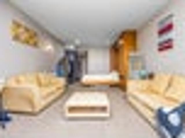 Pied a Terre for Pennies!