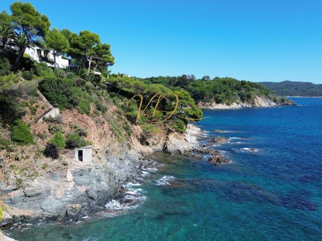 PIEDS DANS L EAU PROCHE DE GIGARO PLAGES !
