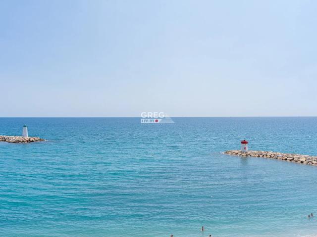 Pieds dans l'eau! Appartement 3 pièces à Villeneuve Loubet p