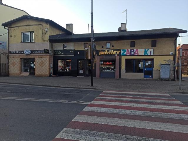 Dom z lokalami usługowymi i piekarnią, 12 pokoi, 606 m² polecam