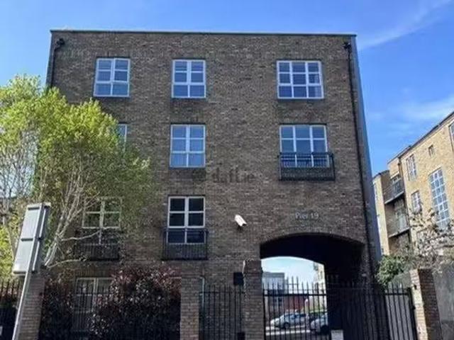 Pier 19, Dublin 8 is for rent