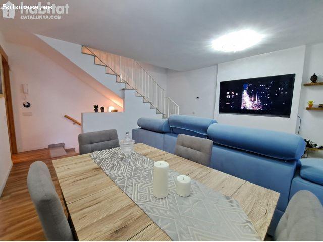 PIERA CENTRO, CASA ADOSADA SEMINUEVA CON TERRAZA DE 40M2 Y PARKING DOBLE