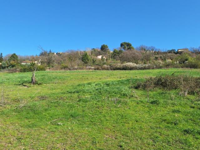 Pierrevert Vente Terrain 04