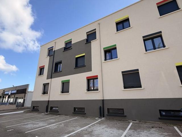 PIERRE BENITE 1er ETAGE SUD