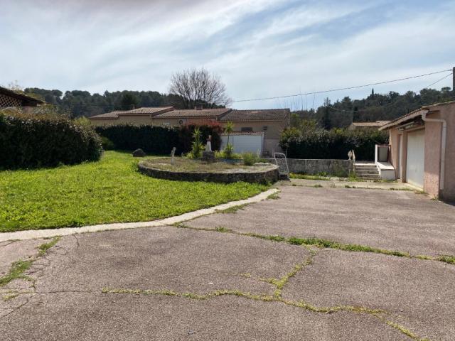 Pierrefeu du Var Vente Terrain 83