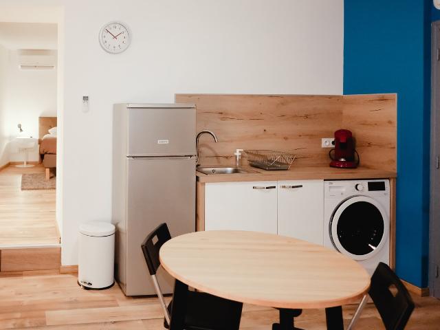 PIERRELATTE Appt T1 MEUBLE