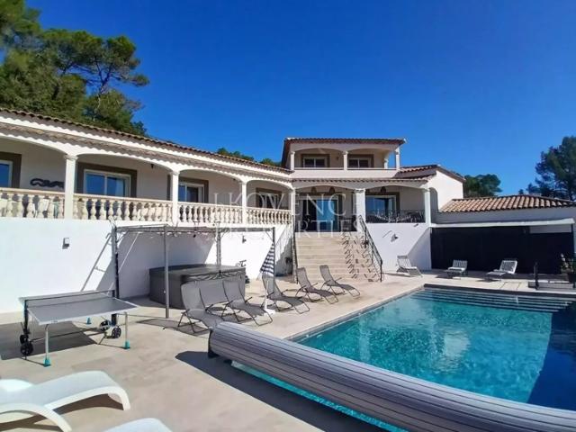 Pignans: Villa dominante de 238 m² avec vue panoramique et fort potentiel de rendement