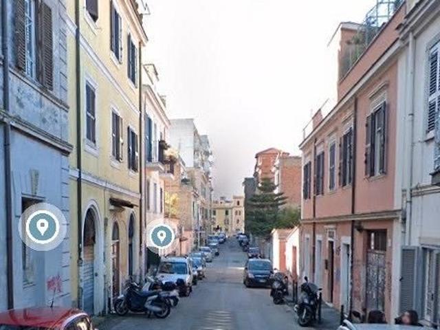 Pigneto luminoso monolocale arredato