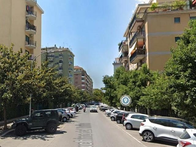 Pigneto stanza ad uso singolo