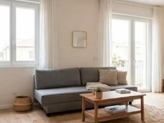 PIGNETO Stanza singola con BALCONE