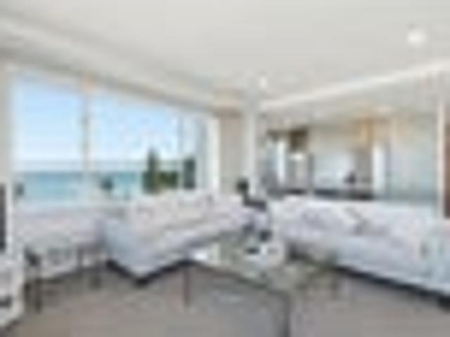 Pilot Bay and ocean views from a prime position