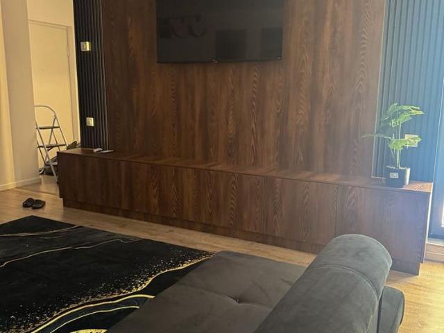 Pipera: Apartament cu 2 camere,la parter cu gradina!