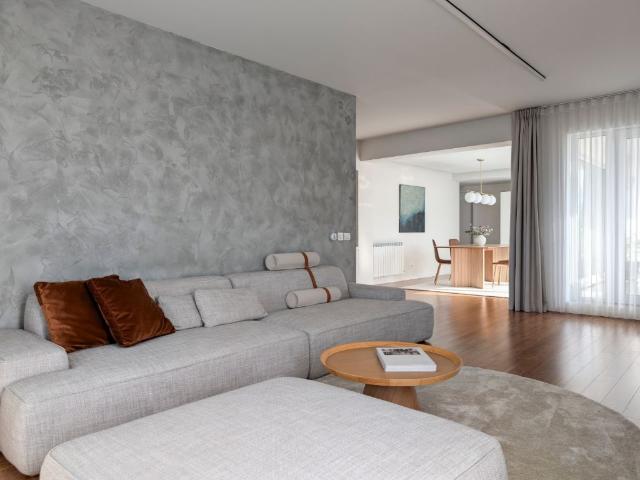 Pipera: Penthouse spectaculos cu 3 camere, locatie de exceptie !