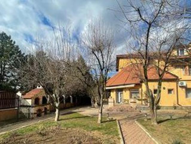 Pipera vila eleganta, spatioasa, garaj, piscina, gradina amenajata