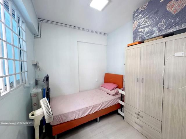 Pipit Road Geylang, HDB Executive