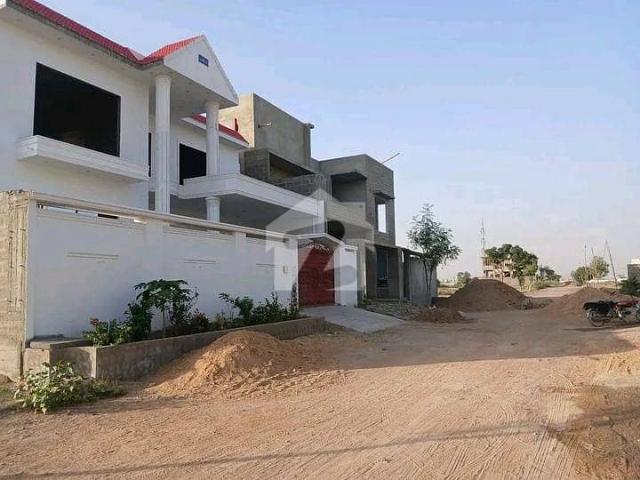 Pir ahmed zaman town 240 yards plot west open leased