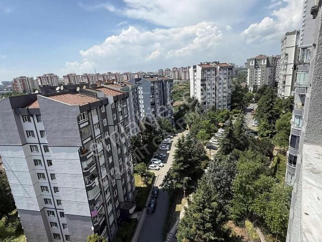 Piramit Emlaktan Vadipark Evlerinde Satılık 87m2 Daire
