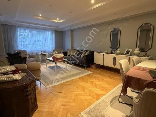 Piramit Gm'den Terminal Caddesinde Satılık 3+1 Daire